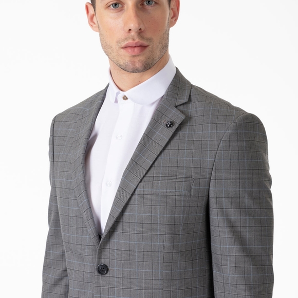 3 Piece Grey Plaid Check Suit 36R x 30W - Picture 2 of 6